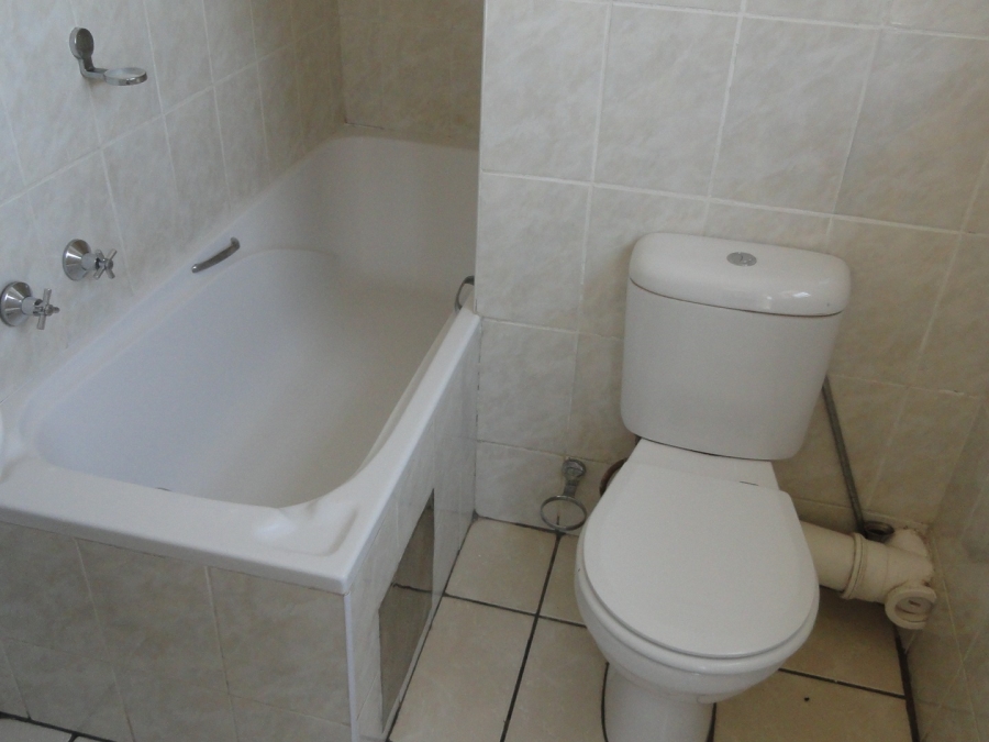 To Let 1 Bedroom Property for Rent in Die Bult North West